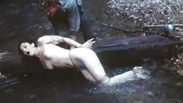XXX geen registratie  Zuigende leden free sex filmpjes van de politie voor de fotografie