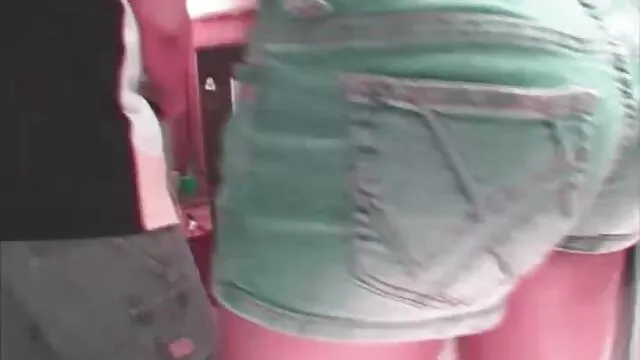 XXX geen registratie  Schattige Katerina laat haar lichaam zien in de smering sex filmpjes gratis kijken van