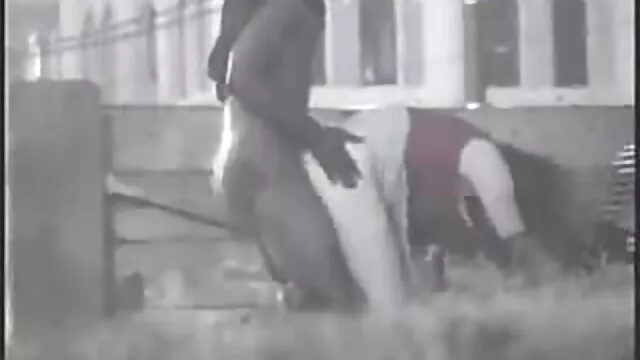 XXX geen registratie  Meisje maakt zich zorgen Moeder biedt groepsseks marokkaanse sex filmpjes