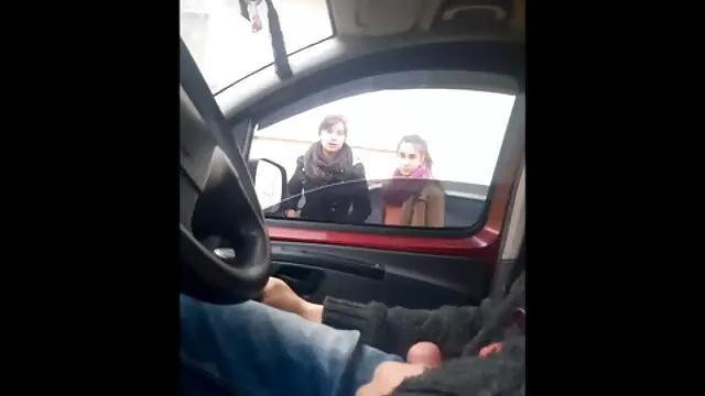 XXX geen registratie  Pitbeef bevredigt gratis lesbische sexfilmpjes vreemde haan