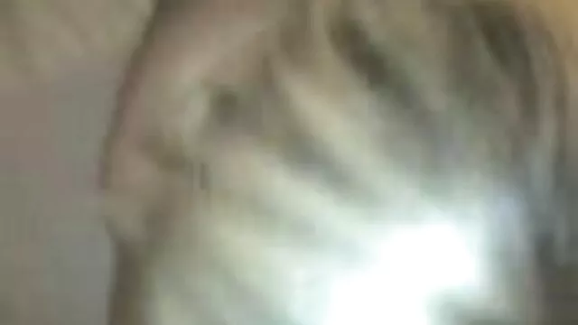 XXX geen registratie  Liet de kleren van anale sexfilmpjes de blanke man zien en verleid voor seks die cool is