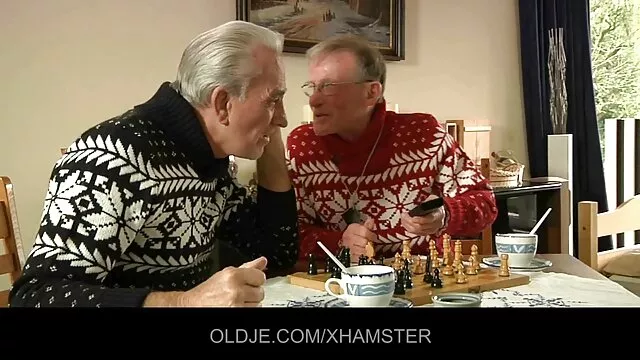XXX geen registratie  Een orgasme van masturbatie een lieve man met een speeltje is anders amateur sex filmpjes