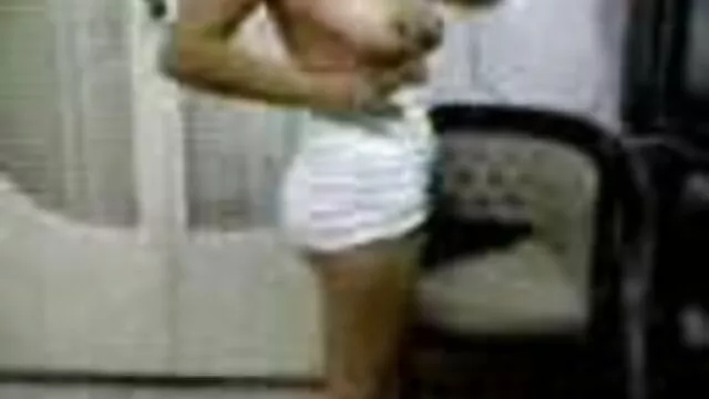 XXX geen registratie  Homo knap om een vriend een sex filmpjes vagina volwassen masturbatie te geven dikke kip in olie