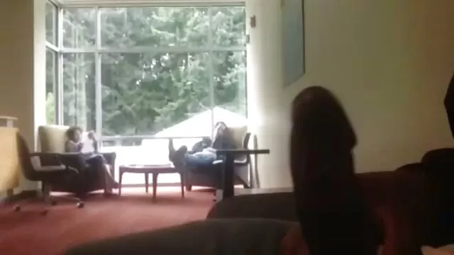 XXX geen registratie  Sabina sexfimpjes gratis die zich bezeert en haar kont aait met kanker.