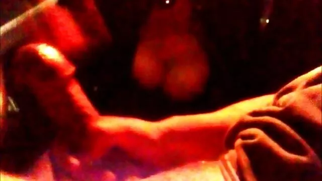 XXX geen registratie  Russische incest: amateur sex filmpjes zus verleid broer voor seks