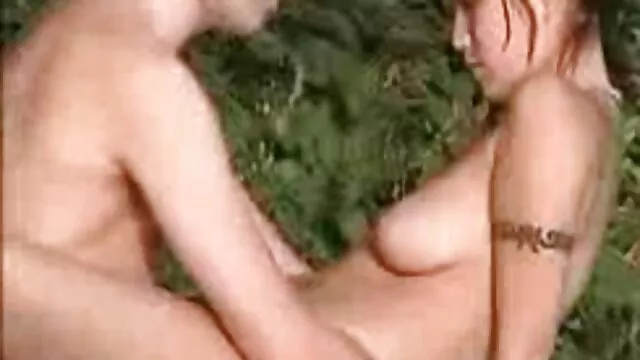 XXX geen registratie  Kachek vult de prive sexfilmpjes mond van de blonde met sperma.