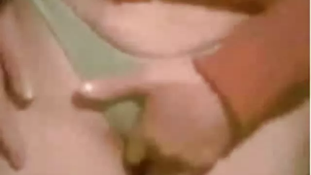 XXX geen registratie  Twee prive sexfilmpjes leuke pijpbeurten in één video