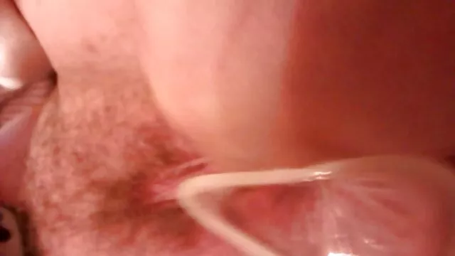 XXX geen registratie  Zwarte vrouw busty liet een man naar binnen gaan gratis sex filmpjes tieners om te neuken.