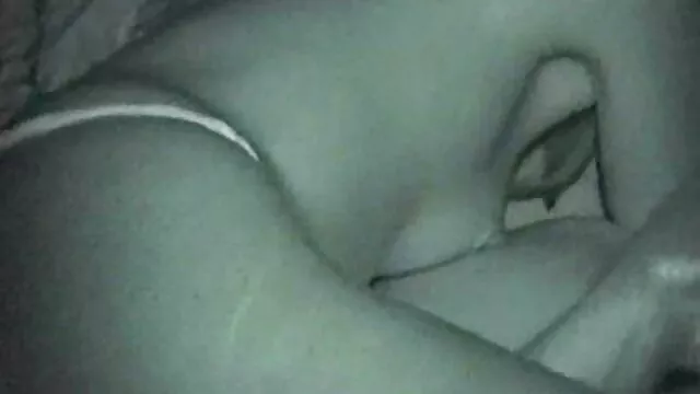 XXX geen registratie  Negers gratis gay sexfilmpjes bevredigen twee vrouwen vol lust.