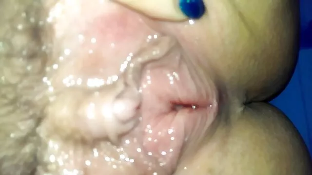 XXX geen registratie  Sexy tiener sexfilmpjes blonde play spectaculair met een seksspeeltje