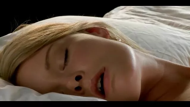 XXX geen registratie  Heldhaftige minnaar neuk moeder met Babe korte sexfilmpjes women in the mouth
