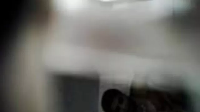 XXX geen registratie  Hoer trio sex filmpjes met grote borsten imiteren een pijpbeurt en vingerende vagina