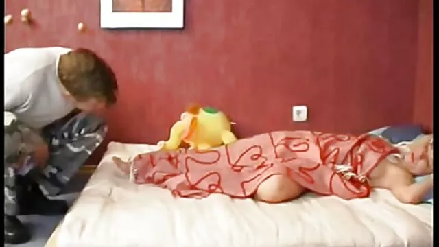 XXX geen registratie  Prostituee vrije blanke man en een harde sexfilmpjes zwarte man