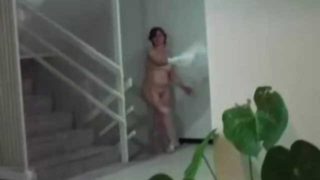 XXX geen registratie  Broer lange sex filmpjes en zus spelen doktertje en proberen sekstherapie