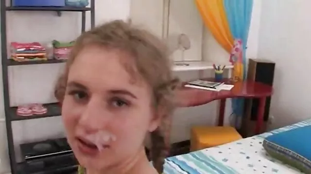 XXX geen registratie  POV zuigt sexfilmpjes amateur lul in Casting-Khokhlushka zuigt een lul